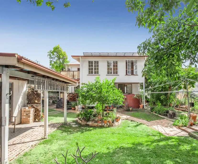 $330, Share-house, 2 bathrooms, Gordon Park QLD 4031