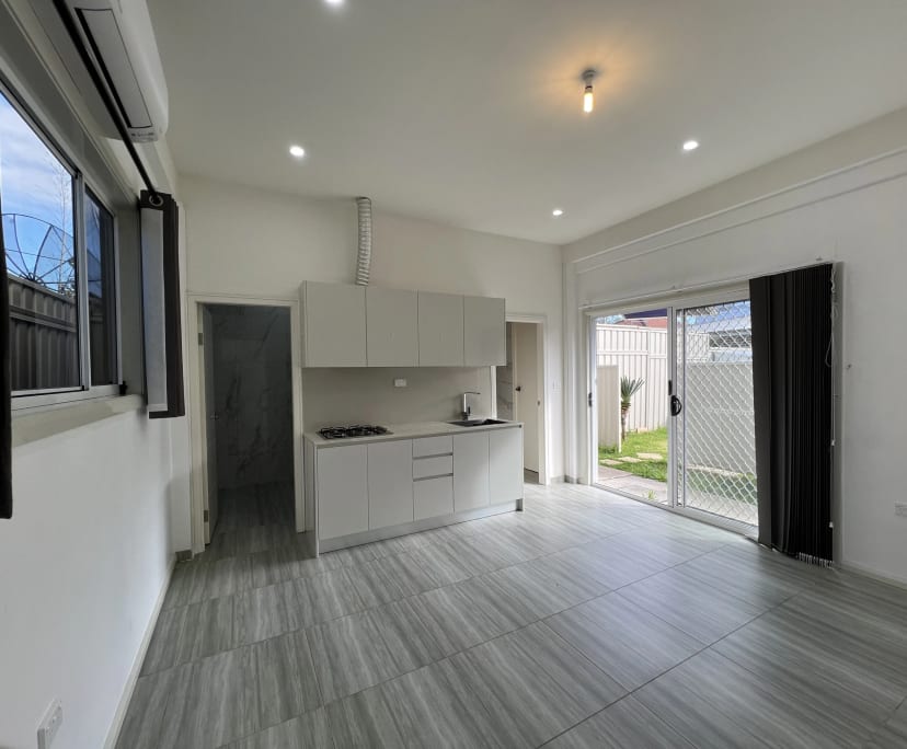 Granny Flat for Rent in Panania, Sydney 350, Flex...