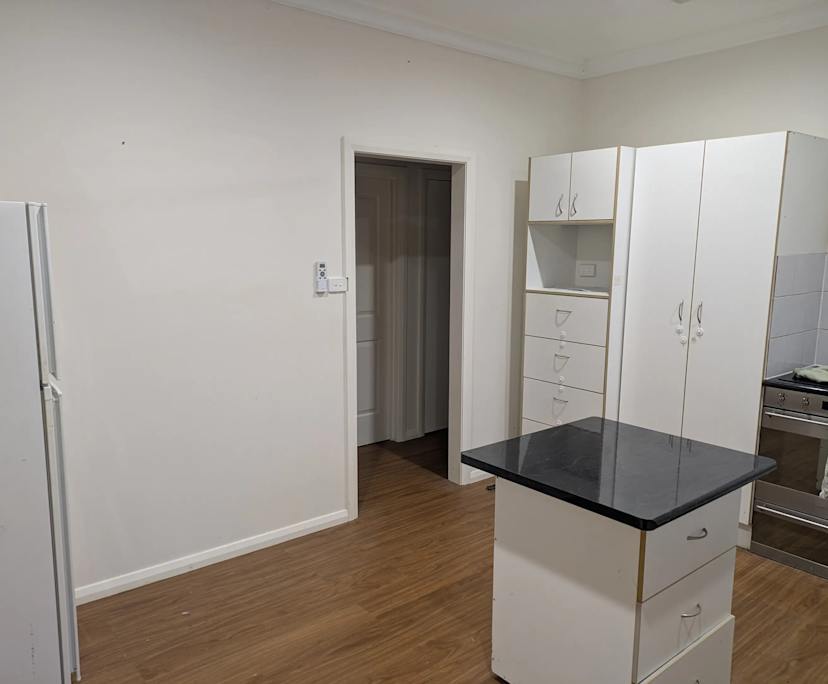 $220, Share-house, 3 bathrooms, Koah QLD 4881