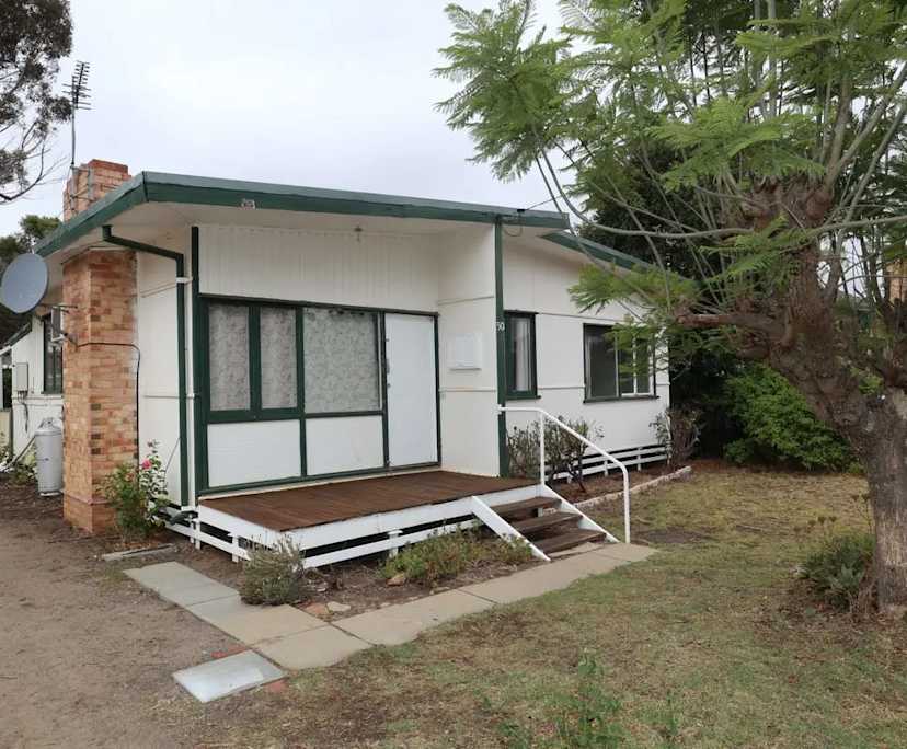 Unfurnished room in a share house