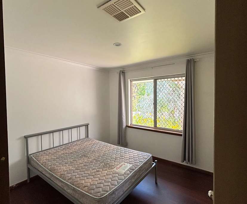 Unfurnished room in a share house