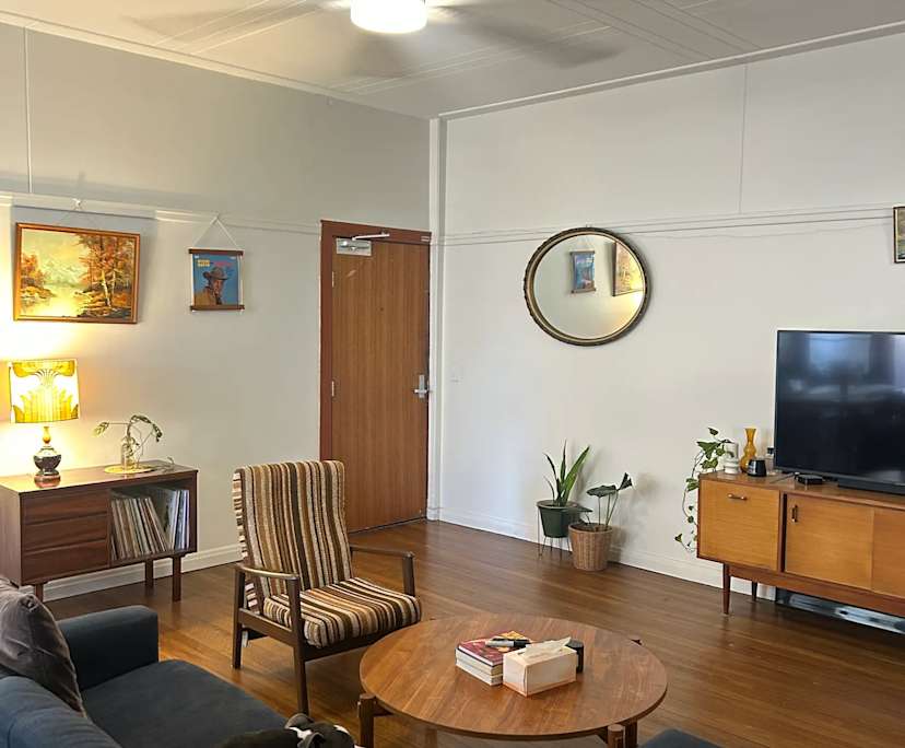 $310, Flatshare, 2 bathrooms, Newcastle NSW 2300