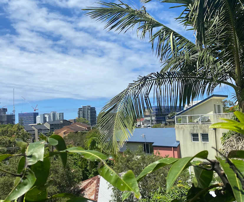 $280, Share-house, 3 bathrooms, Burleigh Heads QLD 4220