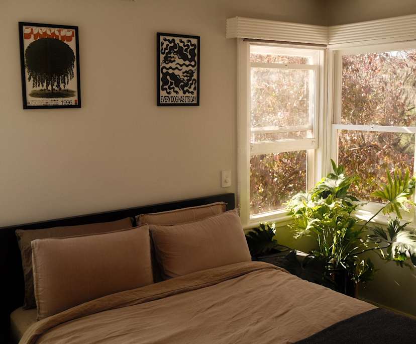 Furnished room in a share house