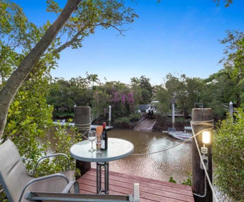 $400, Studio, 1 bathroom, Norman Park QLD 4170