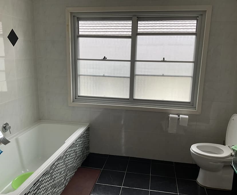 $260, Share-house, 4 bathrooms, Lane Cove NSW 2066