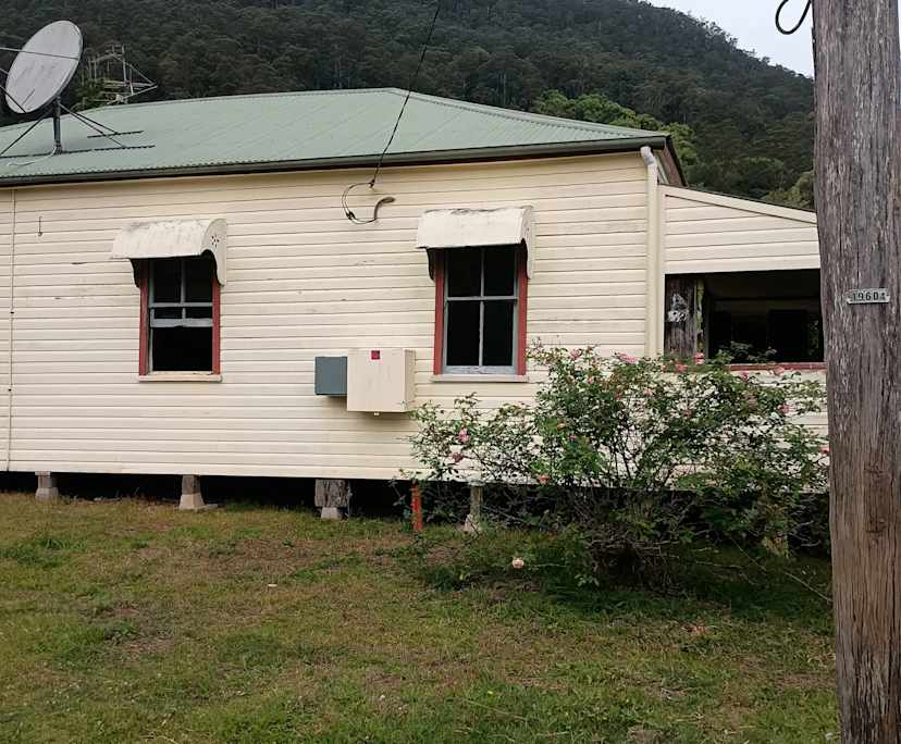 Room in a share house