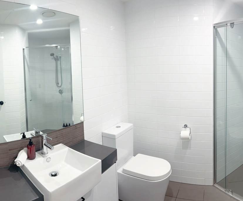 $850, Whole-property, 2 bathrooms, Morningside QLD 4170