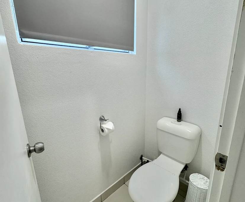 $300, Share-house, 2 bathrooms, Yorkeys Knob QLD 4878