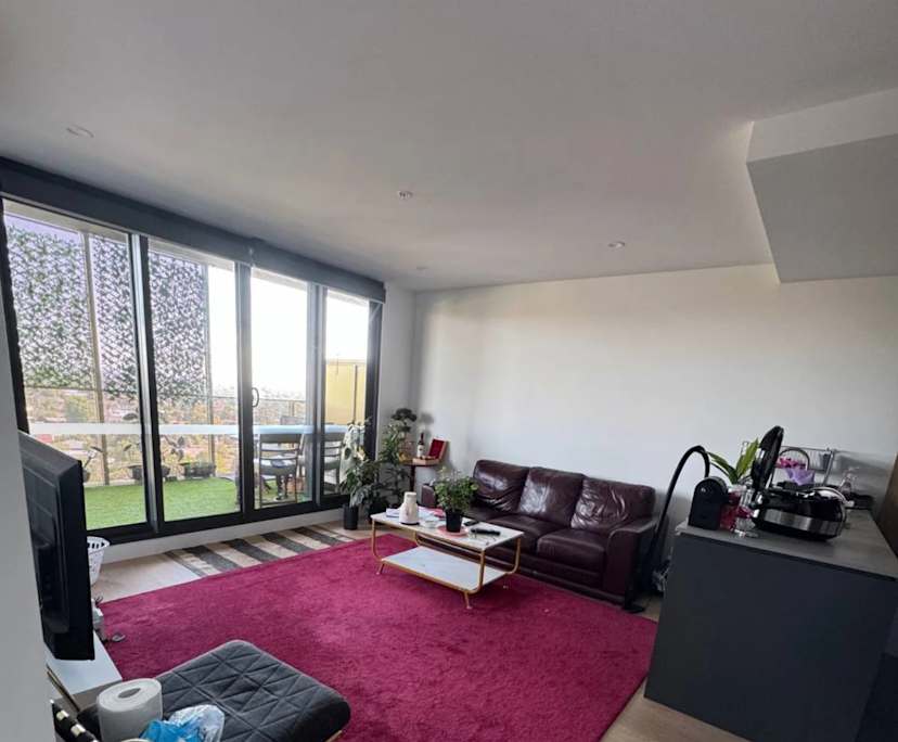 Furnished room with own bathroom