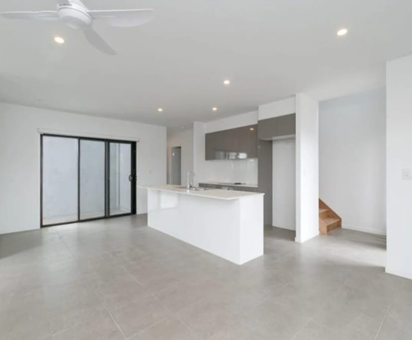 Room in a share house