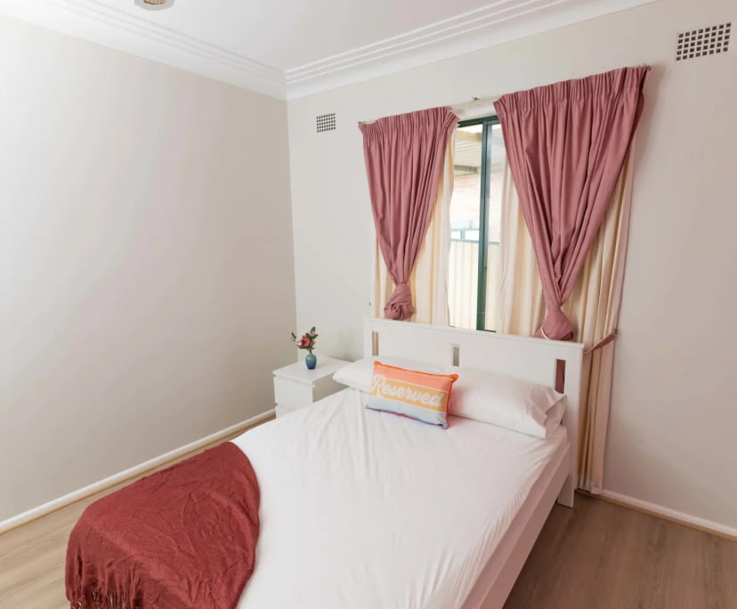 Furnished room in a share house