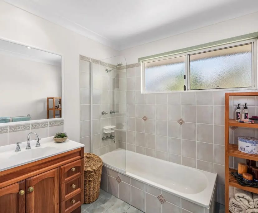$280, Share-house, 4 bathrooms, Bulimba QLD 4171