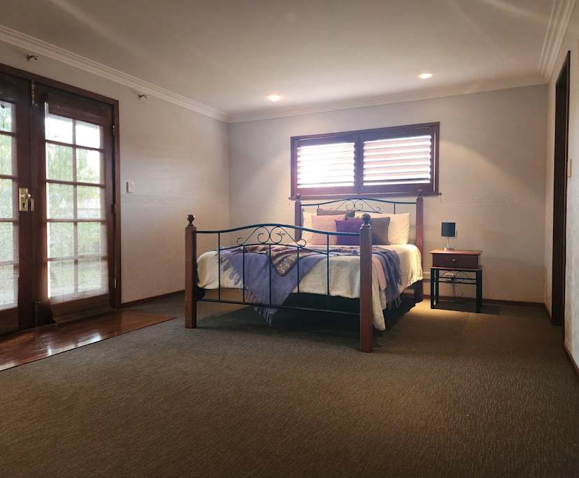 Furnished room with ensuite in a share house