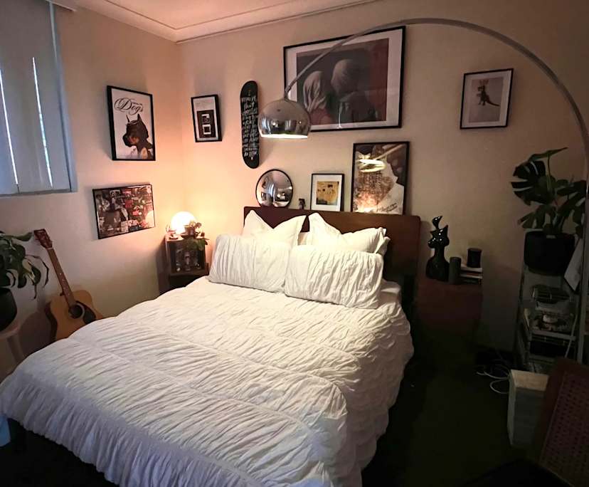 Room with ensuite in a flatshare