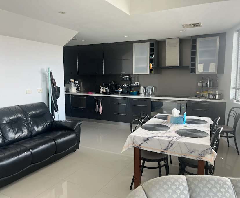 Furnished room with own bathroom