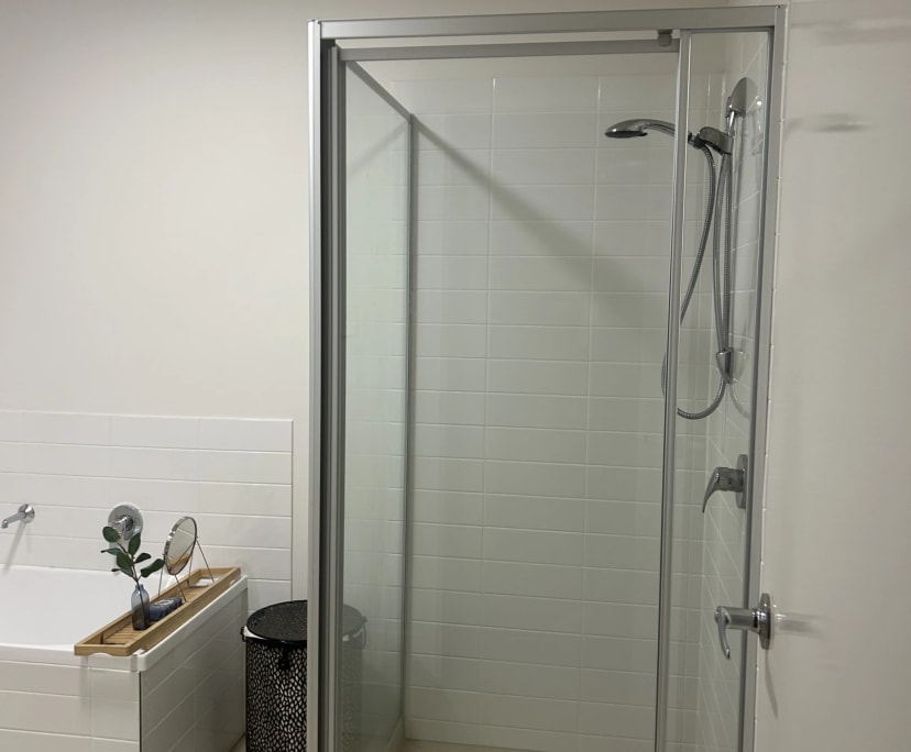 $300, Flatshare, 3 bathrooms, Murrumba Downs QLD 4503