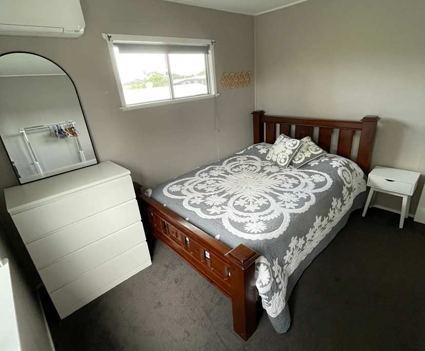 $250, Share-house, 3 bathrooms, Raceview QLD 4305