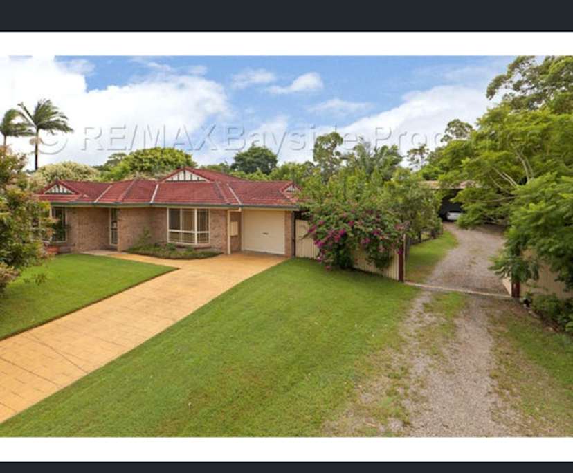 $350, Share-house, 3 bathrooms, Victoria Point QLD 4165
