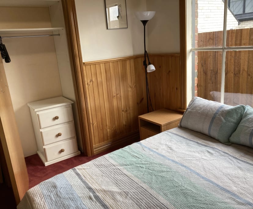 $350, Share-house, 3 bathrooms, Hawthorn East VIC 3123