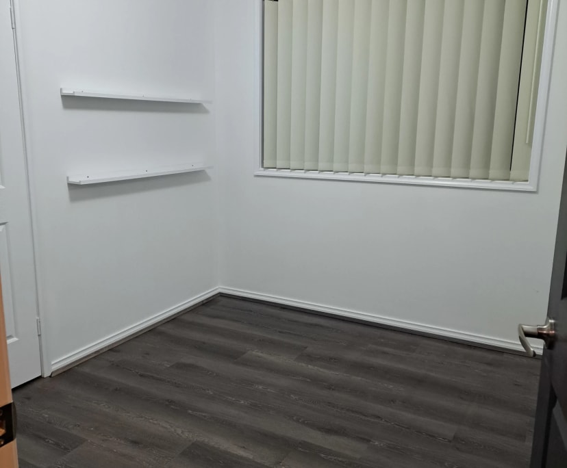 Room in a share house