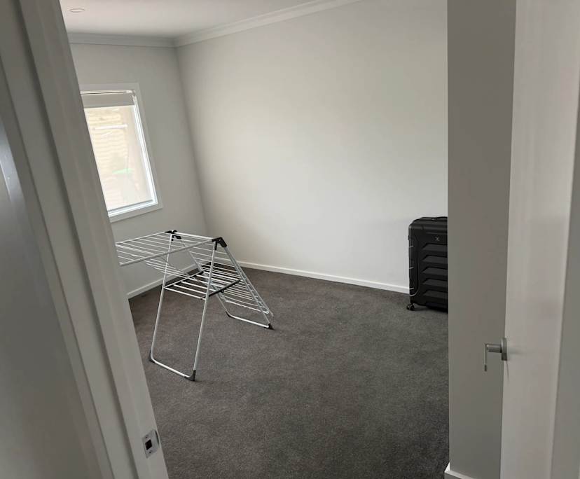 $300, Share-house, 4 bathrooms, Huntly VIC 3551