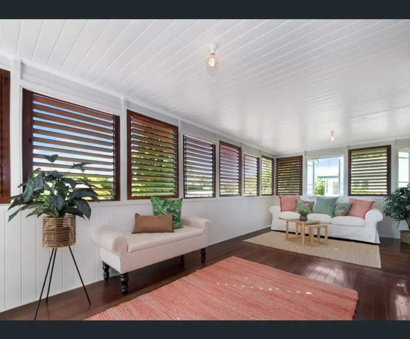 $300, Share-house, 3 bathrooms, Hermit Park QLD 4812