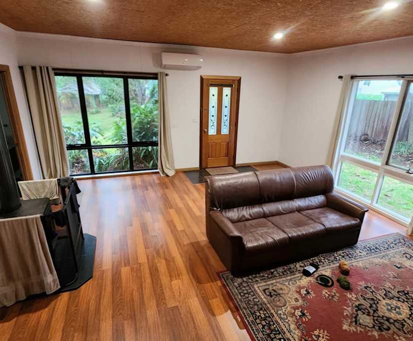 Furnished room with own bathroom