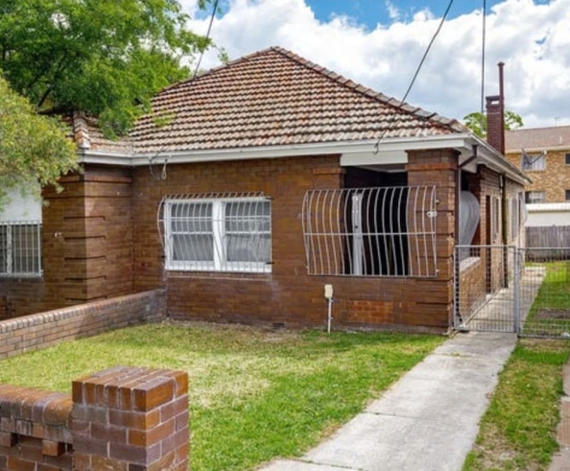 $300, Student-accommodation, 2 bathrooms, Strathfield NSW 2135