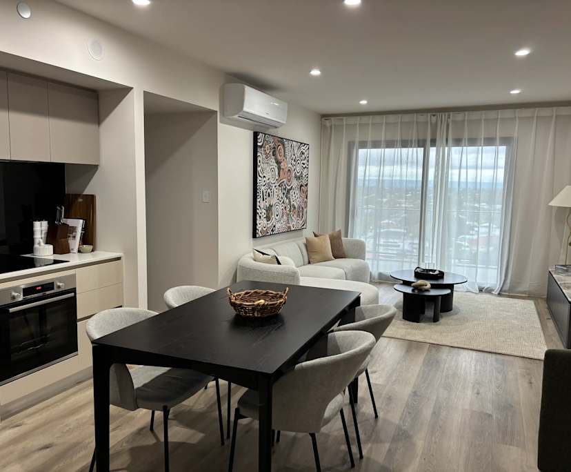 Furnished room with ensuite in a flatshare