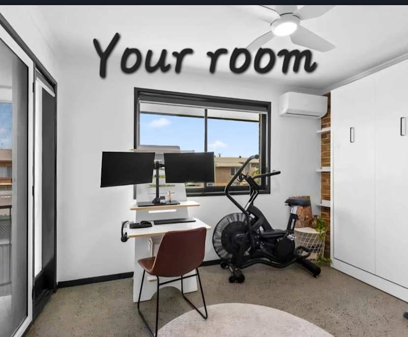 $330, Share-house, 2 bathrooms, Labrador QLD 4215