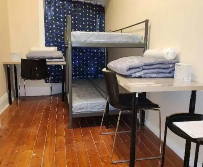 Furnished room in a share house