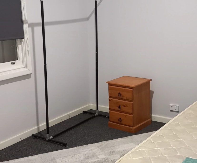 Room in a share house