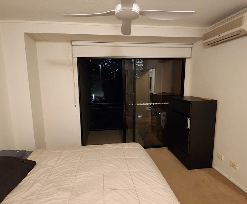 Room with ensuite in a flatshare