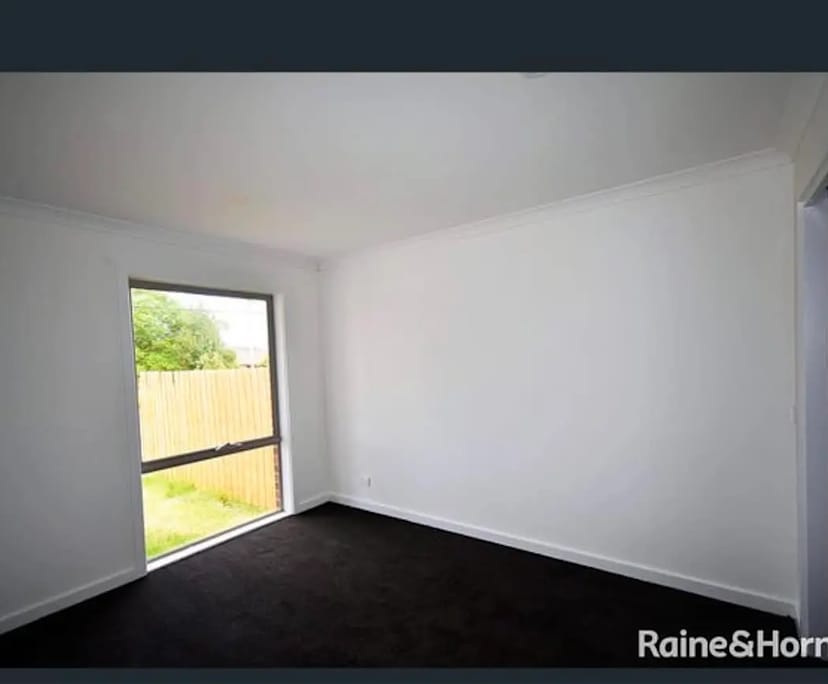 Unfurnished room in a share house