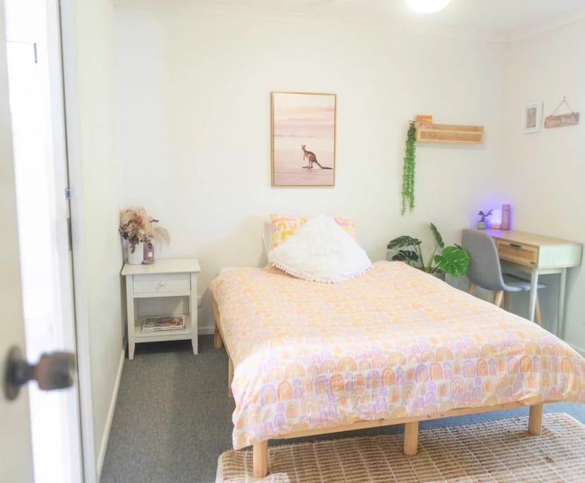 $400, Share-house, 3 bathrooms, Sunrise Beach QLD 4567