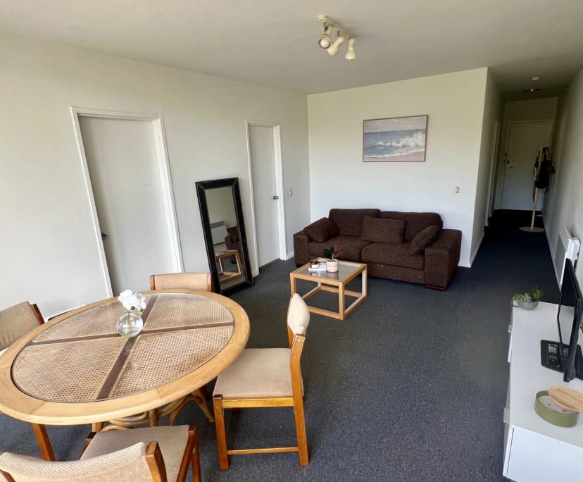 $390, Flatshare, 2 bathrooms, South Yarra VIC 3141