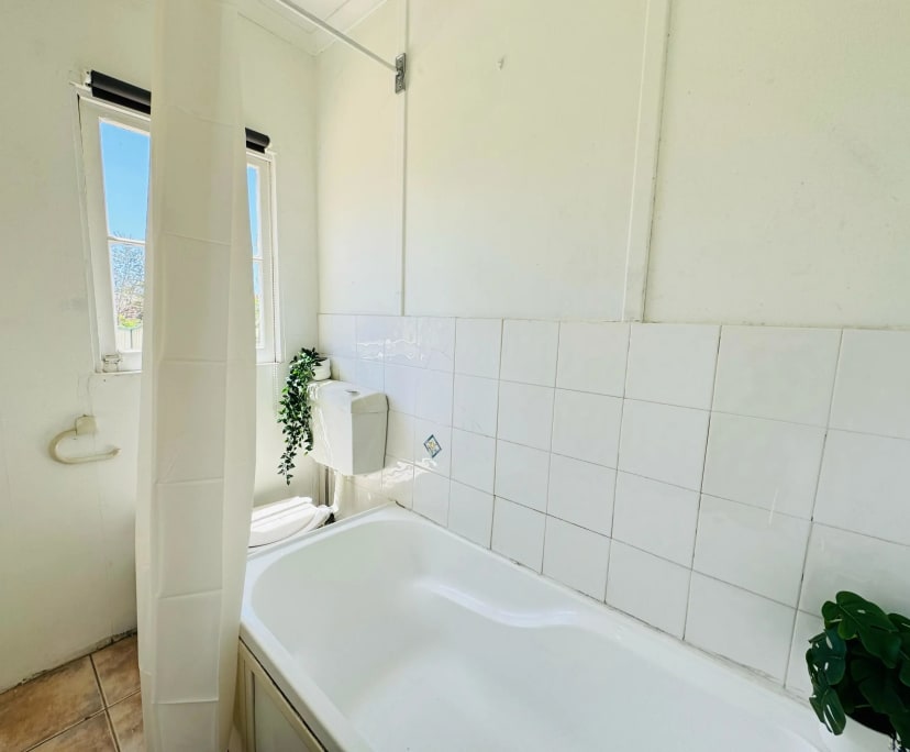 $290, Share-house, 6 bathrooms, Homebush NSW 2140