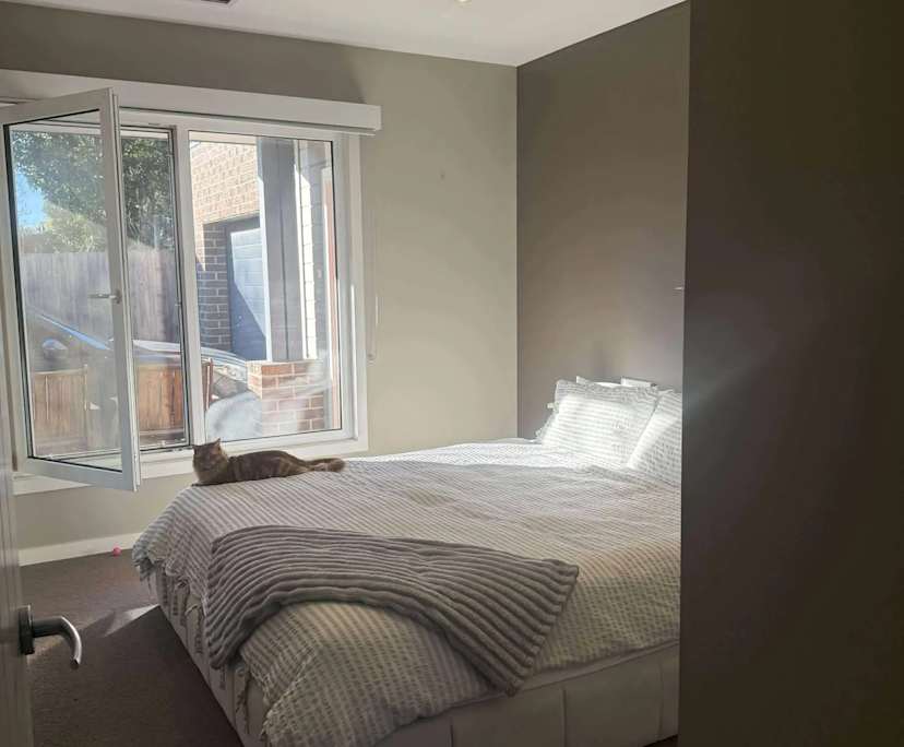 Unfurnished room with own bathroom