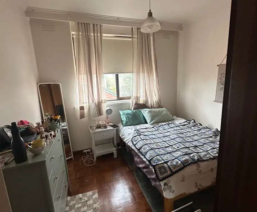 Unfurnished room in a share house