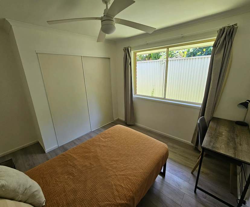 $350, Share-house, 3 bathrooms, Merrimac QLD 4226