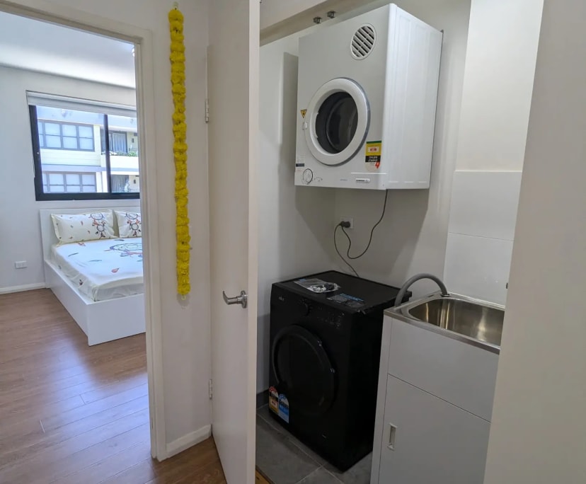 $315, Flatshare, 3 bathrooms, Toongabbie NSW 2146