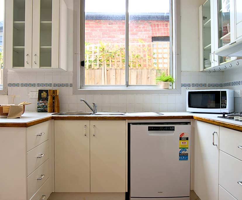 $425-430, Share-house, 3 rooms, St Kilda VIC 3182, St Kilda VIC 3182