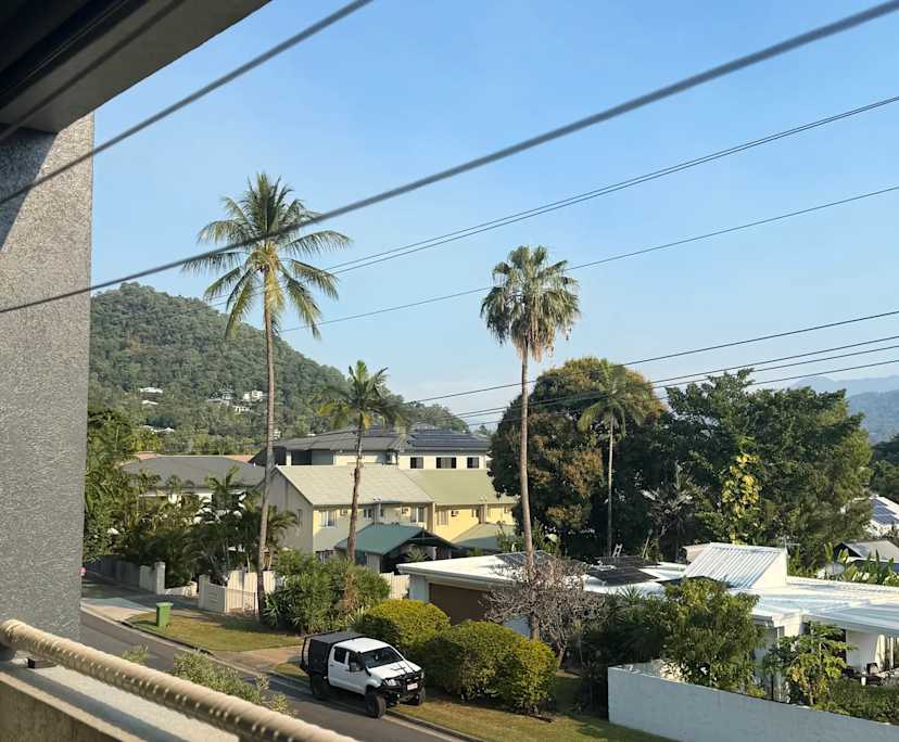 $330, Share-house, 2 bathrooms, Trinity Beach QLD 4879