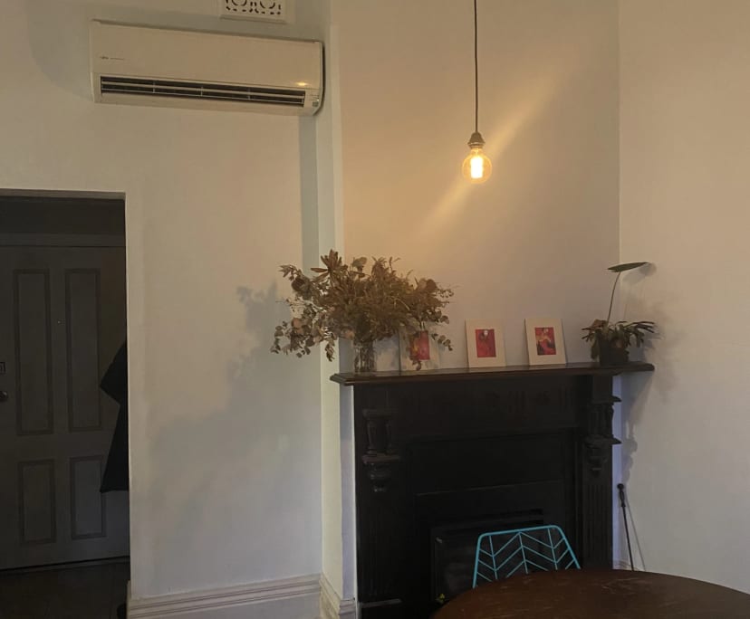 Unfurnished room in a share house