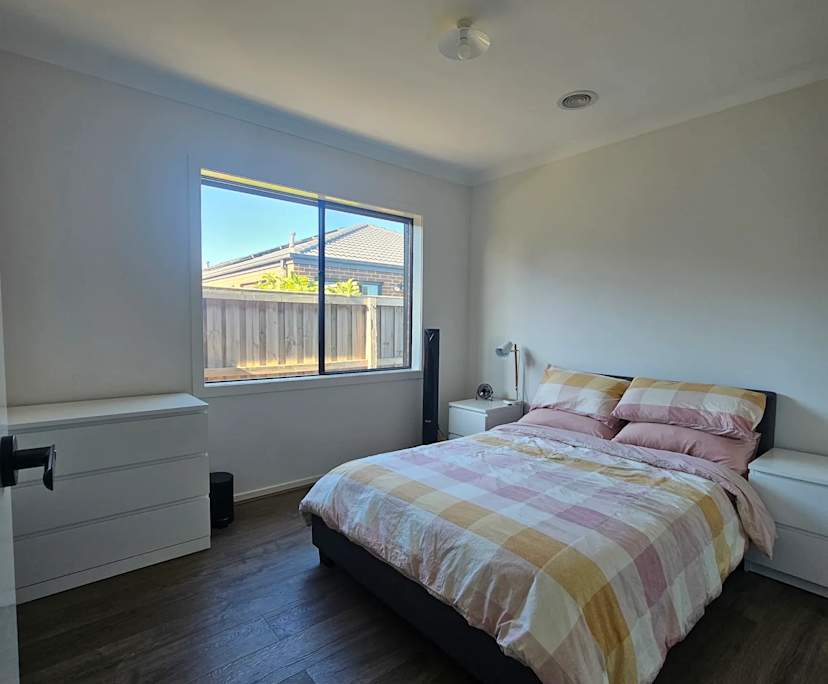 propertyImage