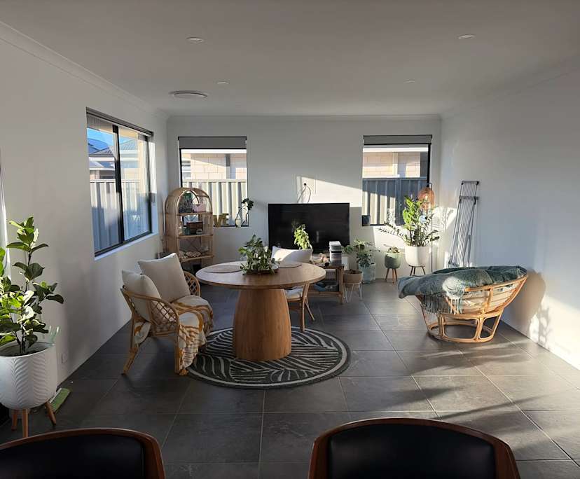 Furnished room with own bathroom