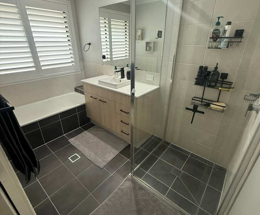 $350, Share-house, 5 bathrooms, Rutherford NSW 2320