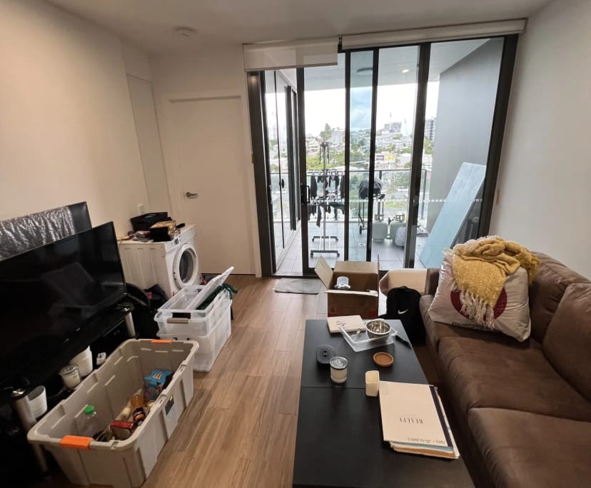 $385, Flatshare, 2 bathrooms, Bowen Hills QLD 4006