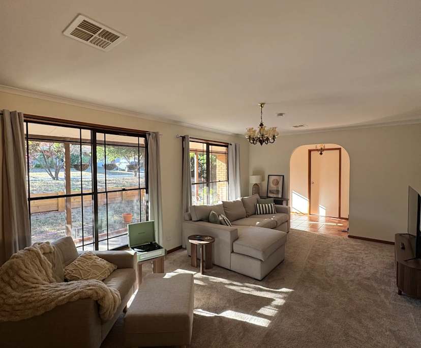 $290, Share-house, 4 bathrooms, Jerrabomberra NSW 2619